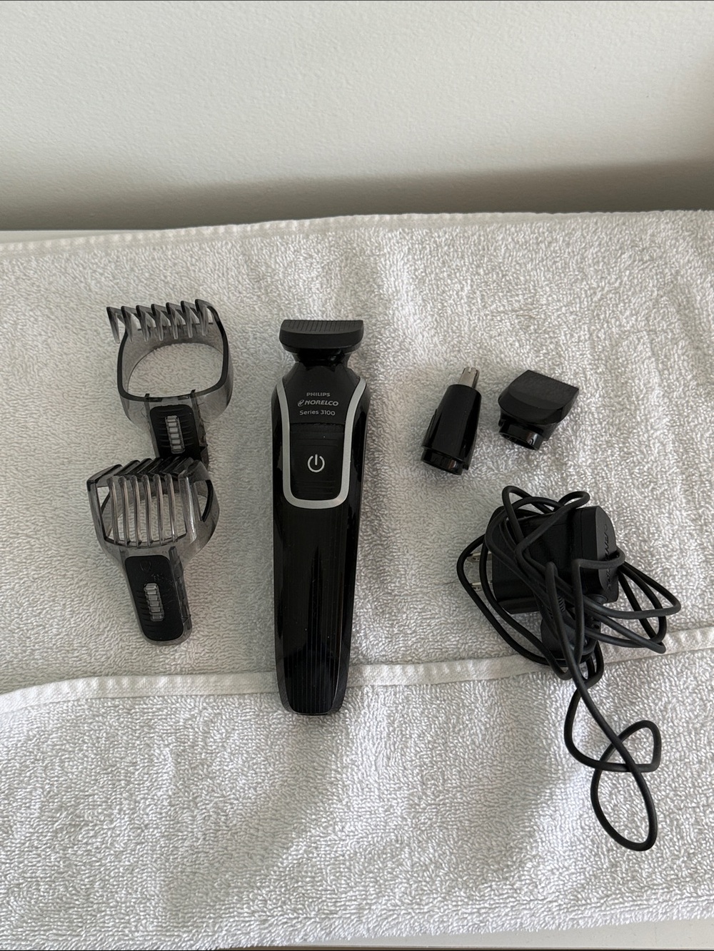 Philips Black Men's Grooming Kit with Multiple Attachments